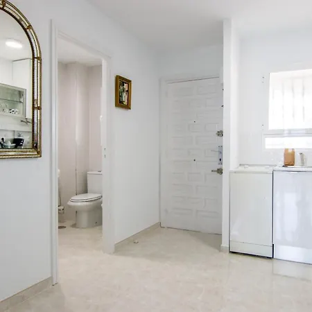 Tanit Apartment@ducado شقة *